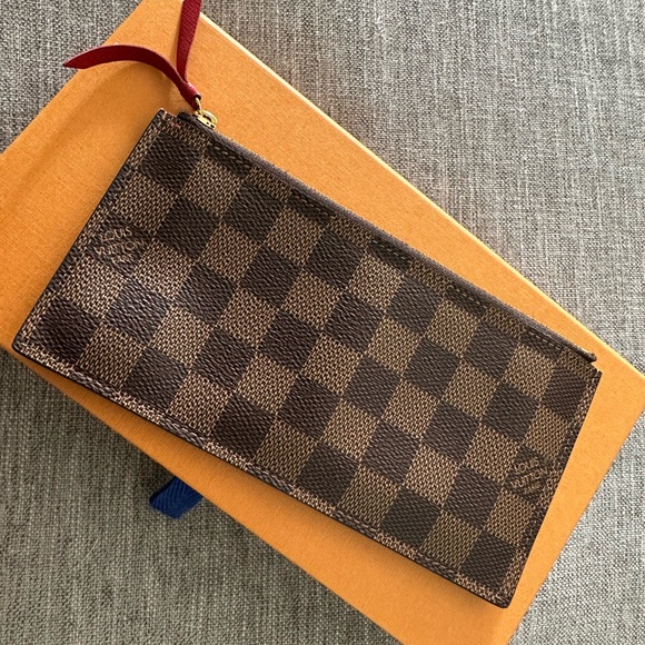 Authentic Louis Vuitton de felicie insert zippy pouch only - Picture 2 of 12